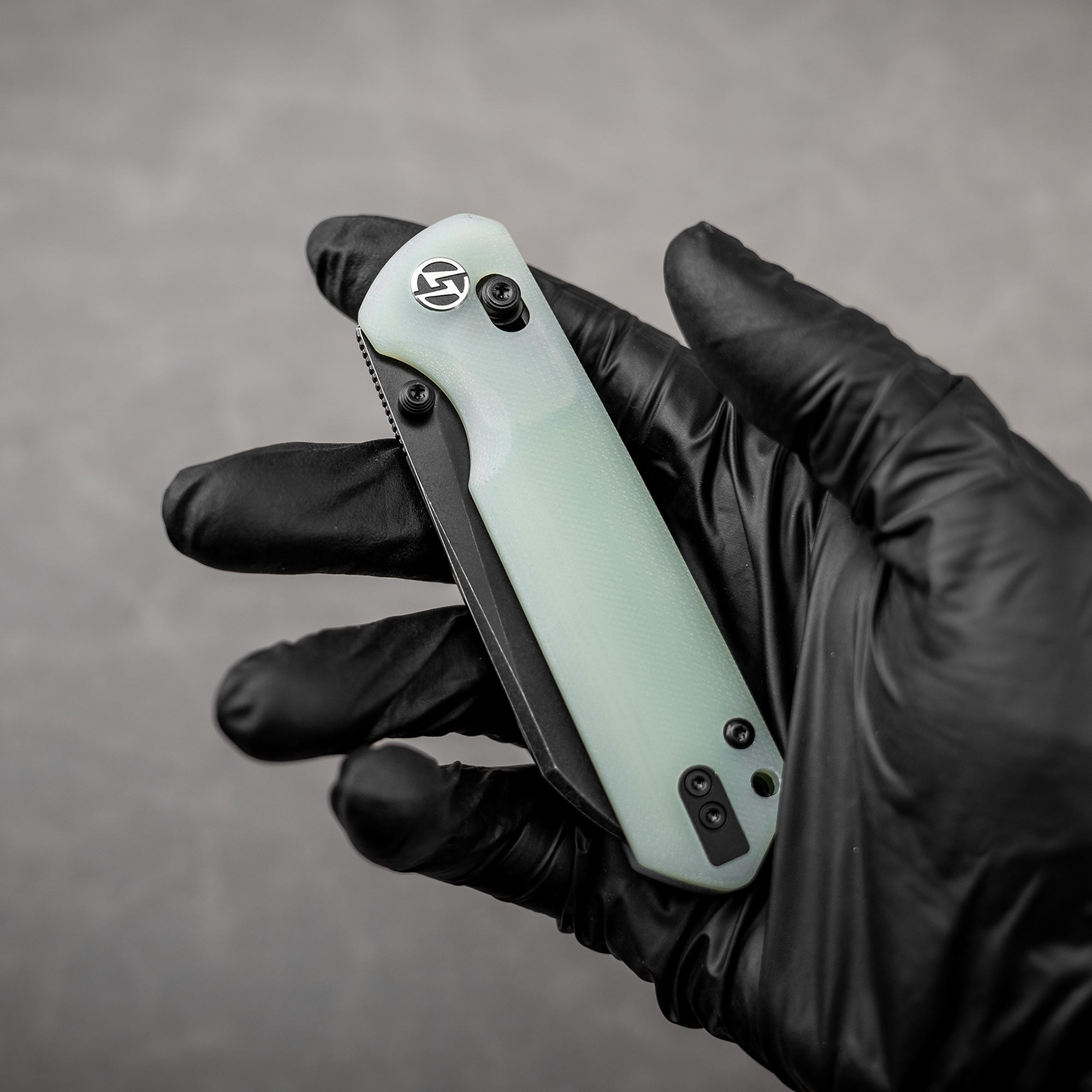 King Penguin G062 Folding Knife （3.35''+14C28N+Carbon fiber surface G10 Handle）-Crossbar Lock-Thumb Stud-Olitans