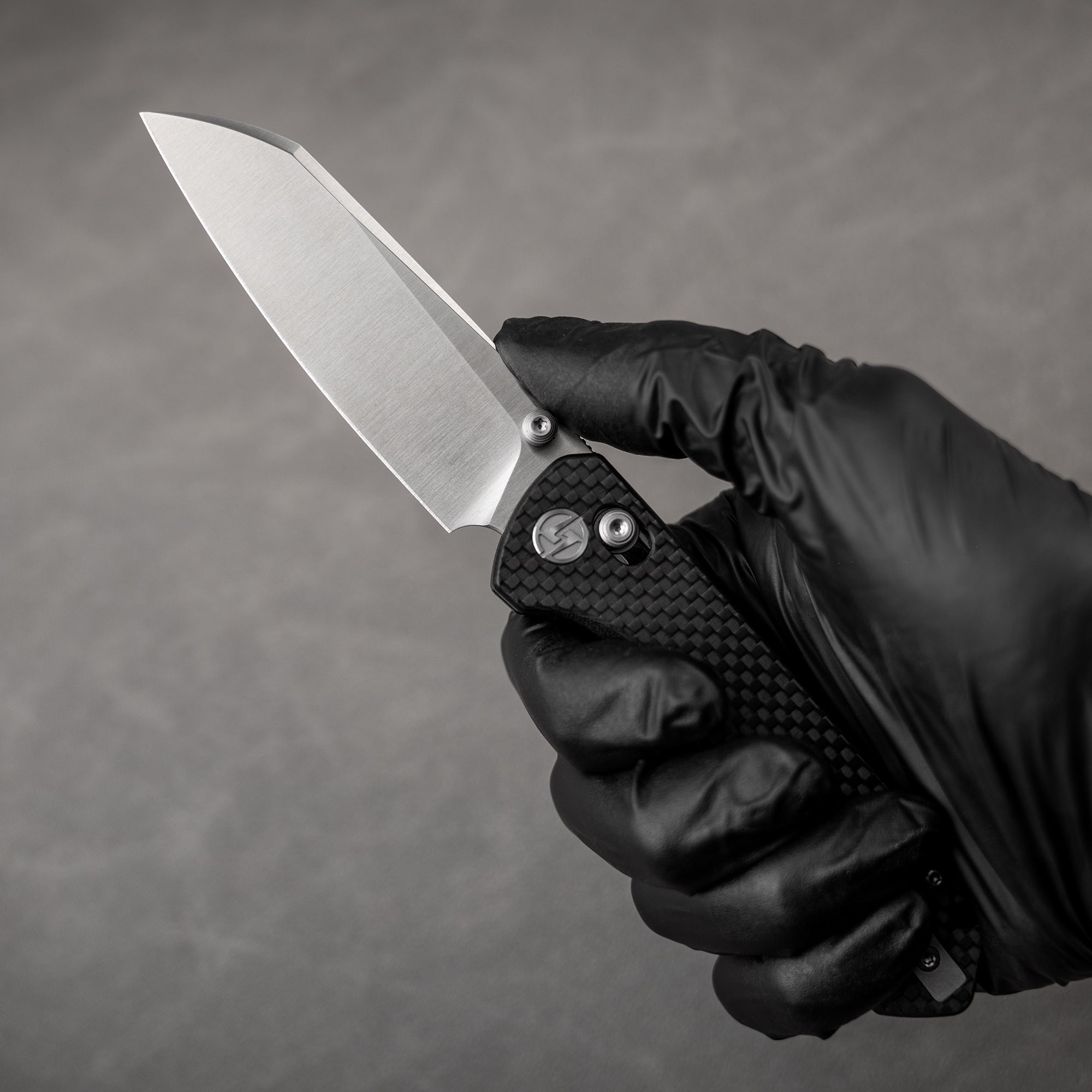 King Penguin G062 Folding Knife （3.35''+14C28N+Carbon fiber surface G10 Handle）-Crossbar Lock-Thumb Stud-Olitans